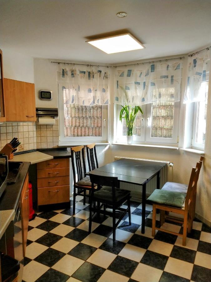 Julia'S Monteur Oase - Premium Apartment Exklusiv Fuer Solo-Reisende เอนเนอเพทาล ภายนอก รูปภาพ
