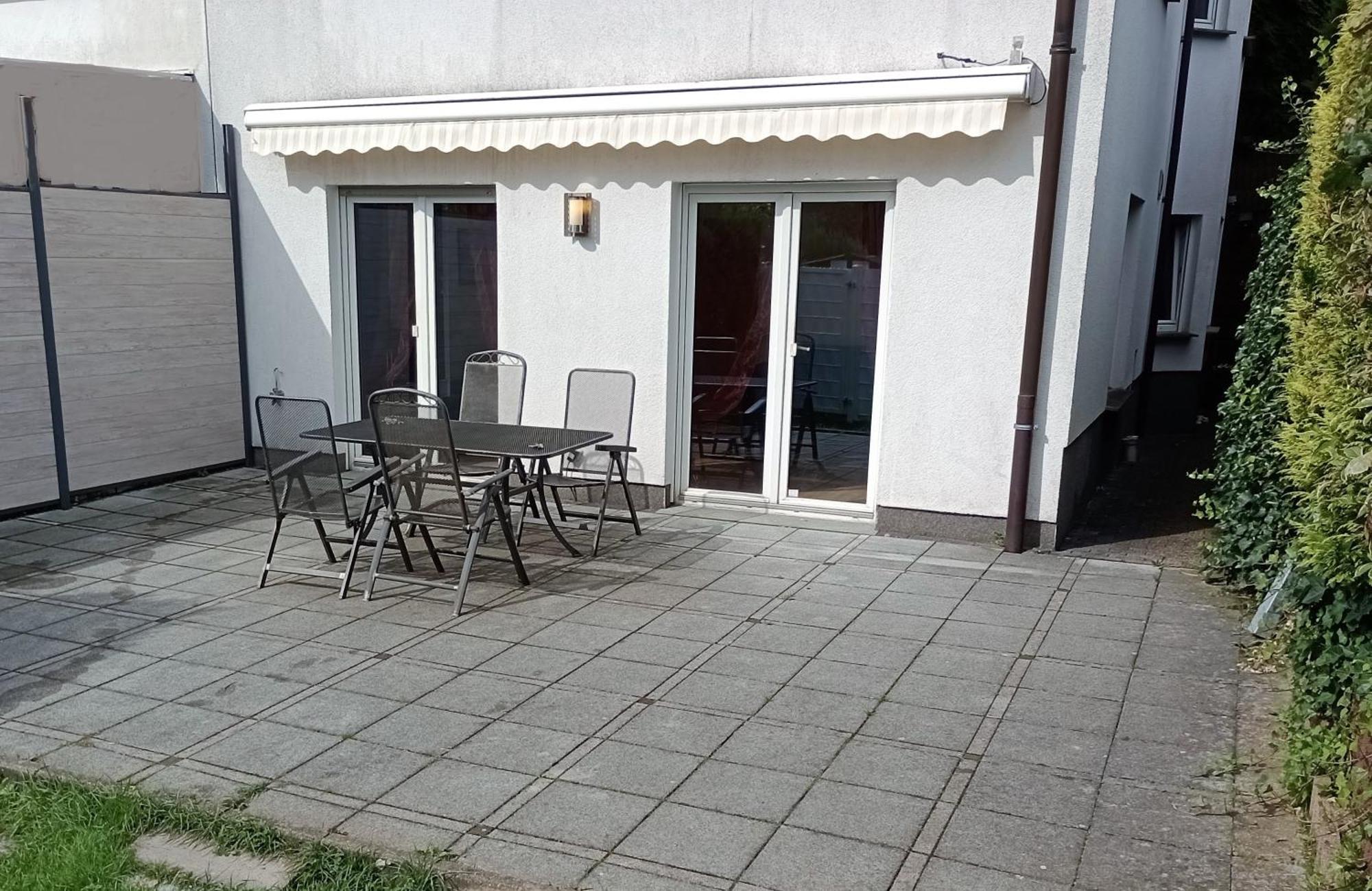 Julia'S Monteur Oase - Premium Apartment Exklusiv Fuer Solo-Reisende เอนเนอเพทาล ภายนอก รูปภาพ